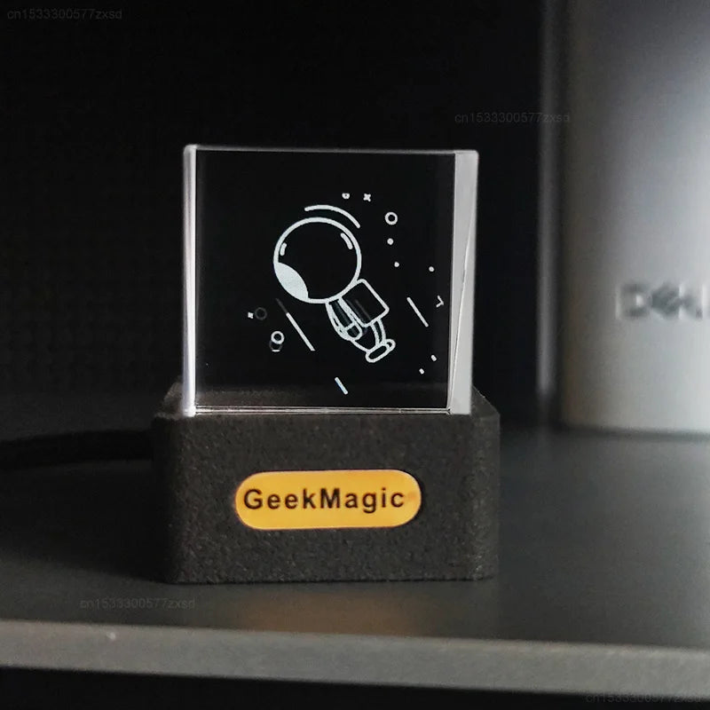 Ccrystal Cube Photo Display Holographic Desktop Smart Weather Station Digital Clock with GIF Animations Album